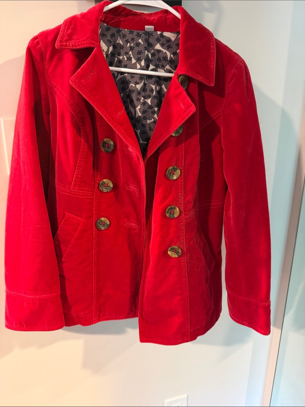 Beautiful red velvet Boden jacket size 2 euc